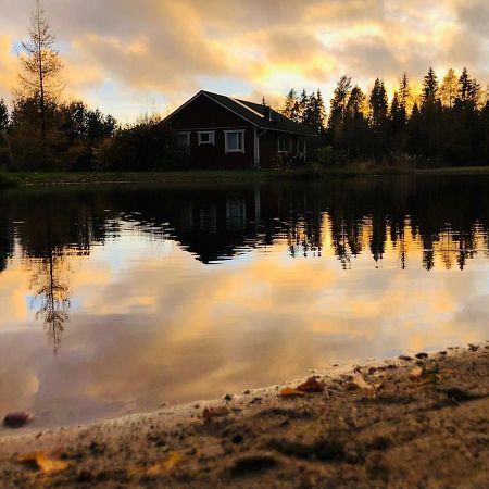 Hannunluhdan Lomamoekit Karijoki Exteriér fotografie