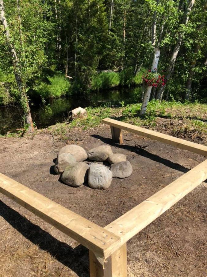 Hannunluhdan Lomamoekit Karijoki Exteriér fotografie